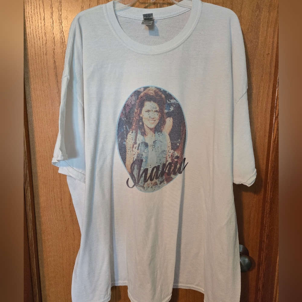 Shania tshirt